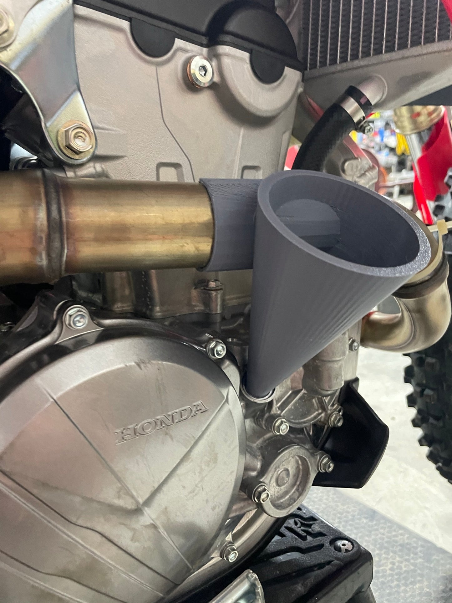 2022-2024 CRF250R Oil fill funnel